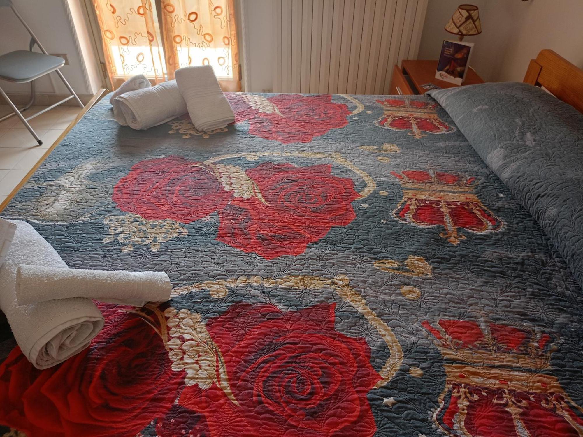 Alexia B&B Pesche Екстер'єр фото